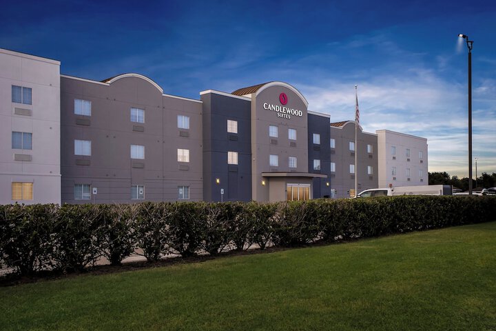 Candlewood Suites VICTORIA by IHG
