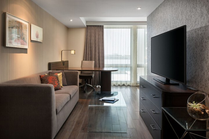 Room 27 of 75