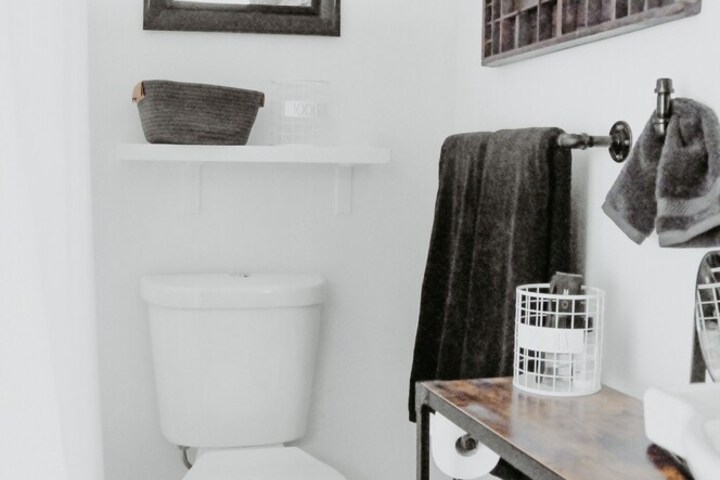 Room 53 of 230
