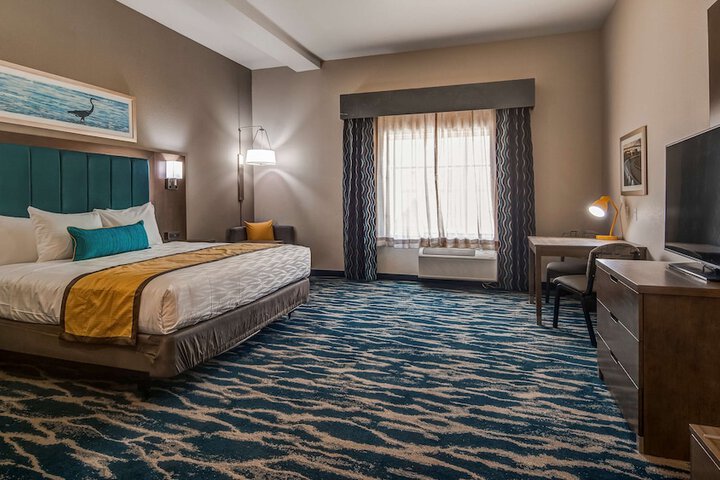 Room 10 of 25
