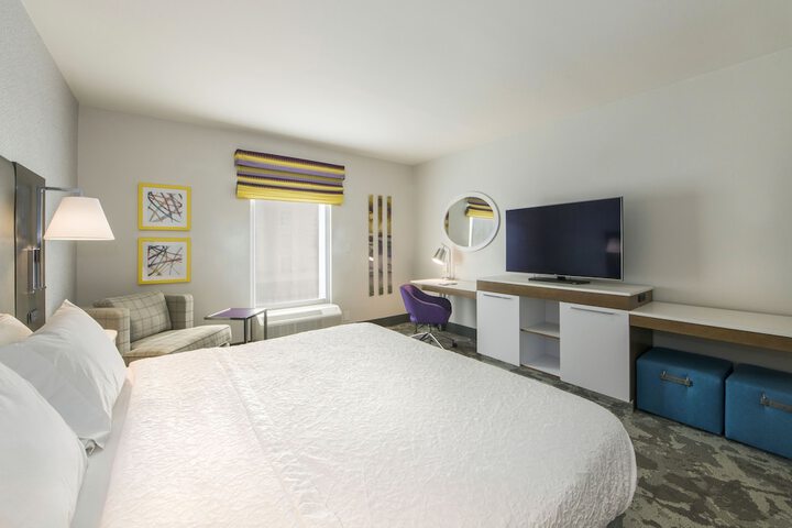 Room 28 of 53