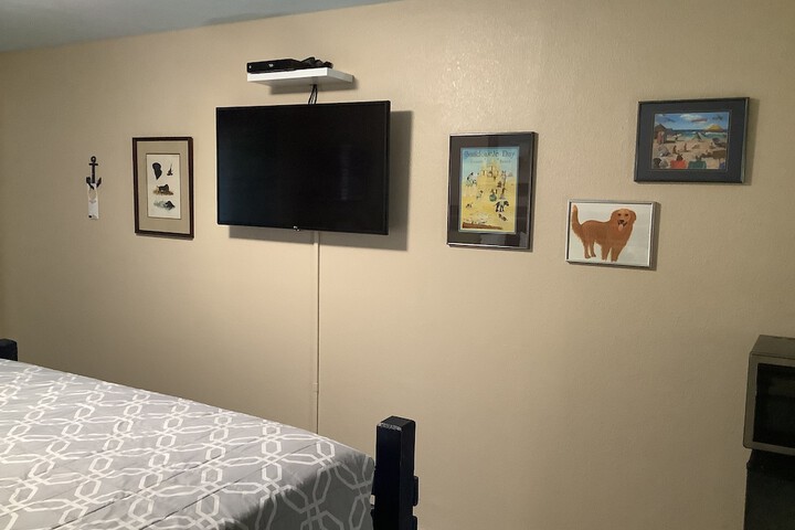 Room 92 of 200
