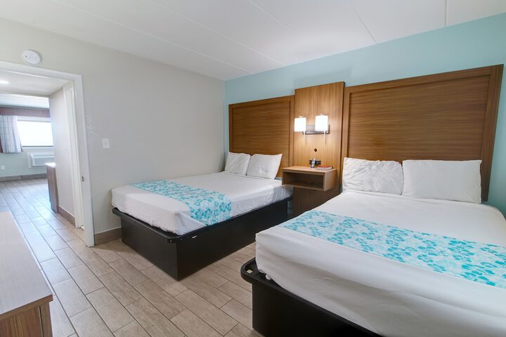 Room 16 of 30