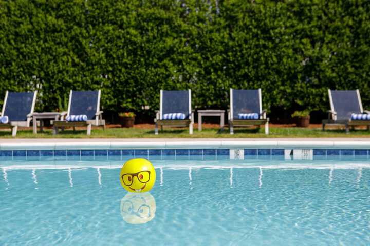 Pool 30 of 121