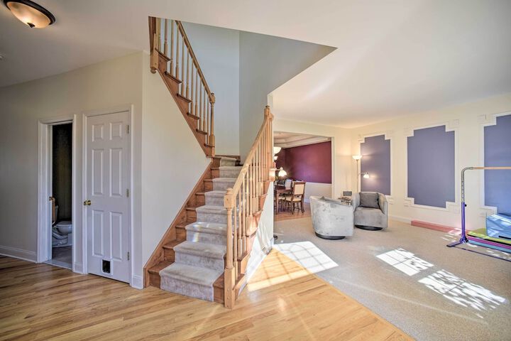 Expansive Upstate Home w / Home Theater!