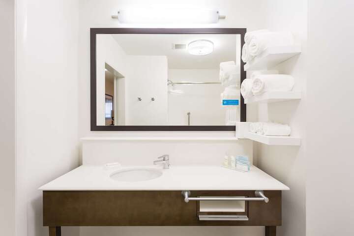 Room 29 of 42