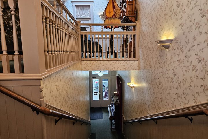 Hotel 10 of 95