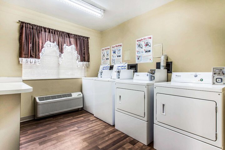 MainStay Suites Greenville Airport