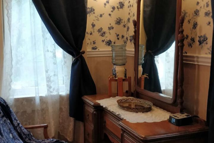 Room 51 of 69