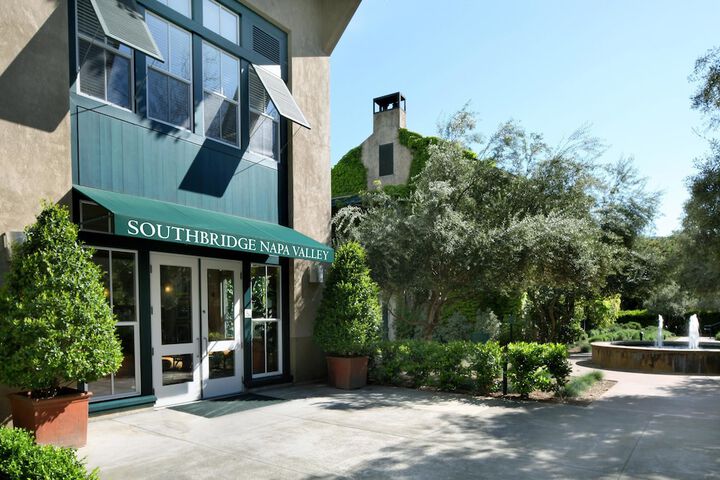 Hotel 6 of 61