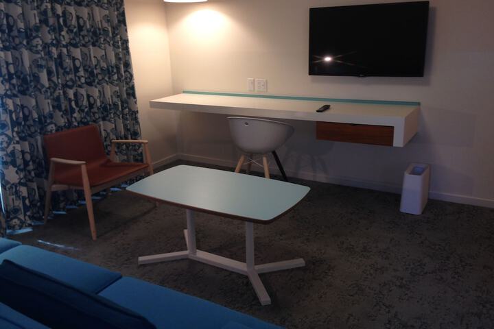 Room 65 of 85