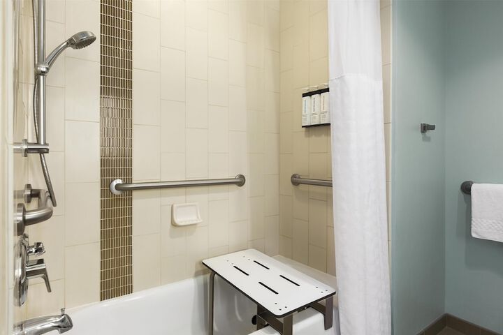 Hyatt Place Columbia / Downtown/The Vista