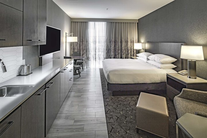 DoubleTree by Hilton Hotel Modesto