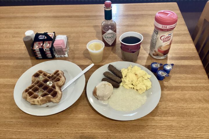 Breakfast/Coffee Service 28 of 39