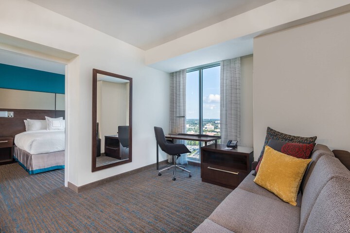 Room 12 of 49
