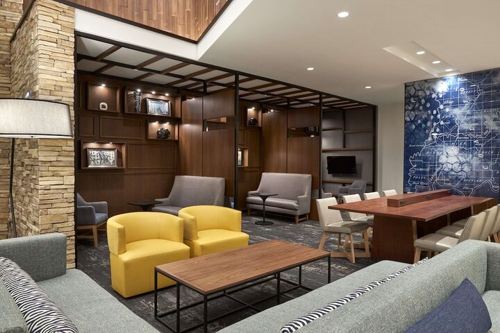 Hotel Interior 6 of 25