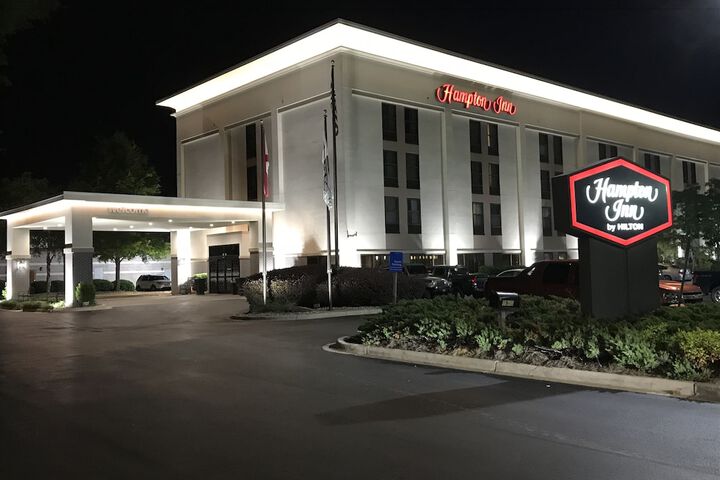 Hotel 4 of 49