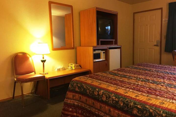 Milwaukie Inn Portland South