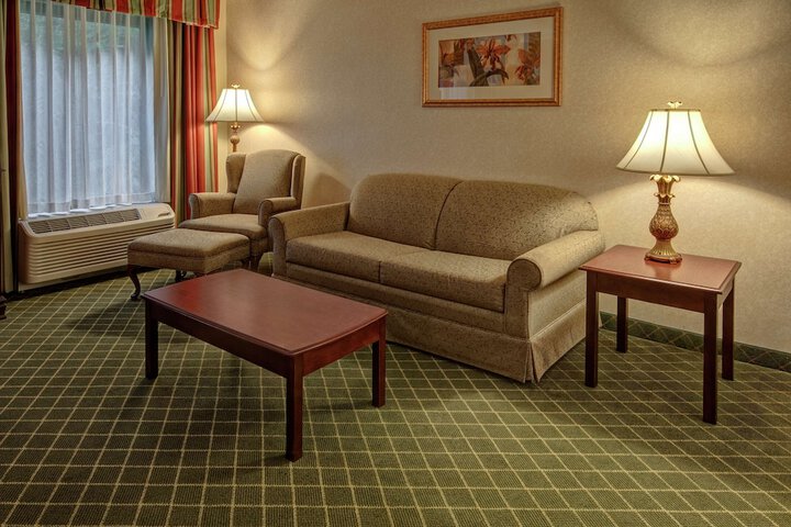 Room 11 of 39