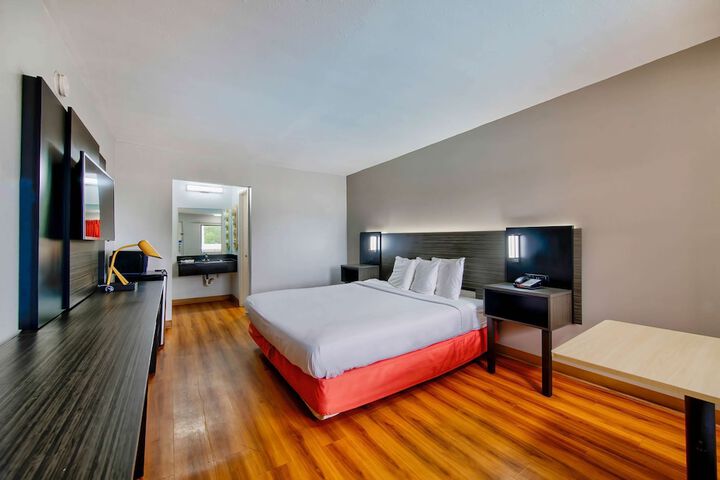 Room 22 of 25