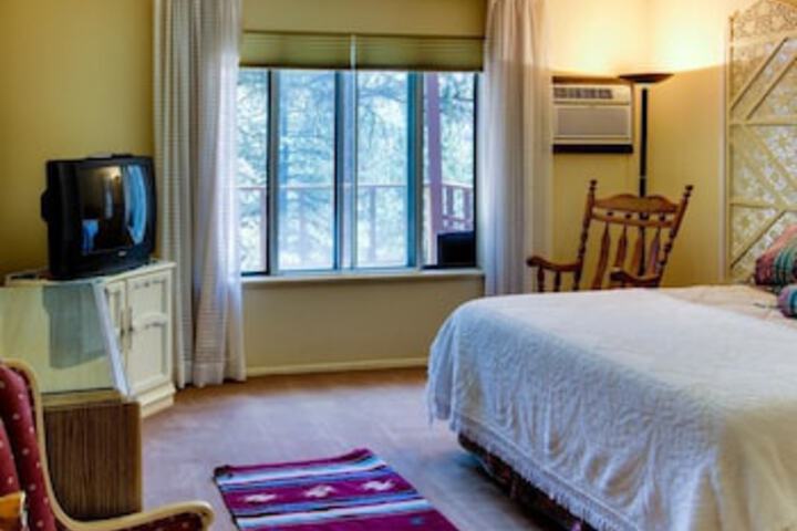 Durango Wilderness Retreat
