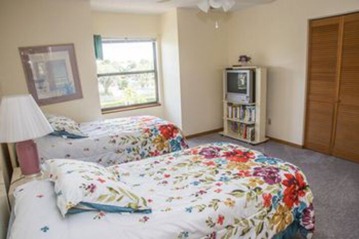 Claremont Holiday Home