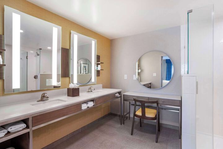 Hilton Garden Inn Charlotte / Concord