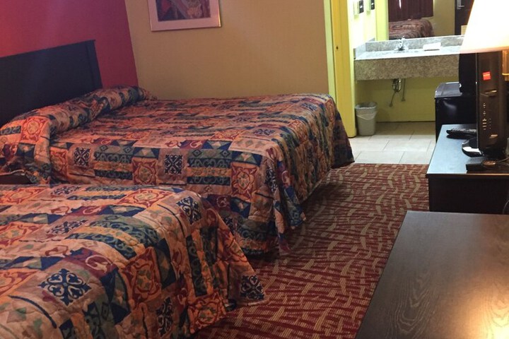 Room 12 of 31