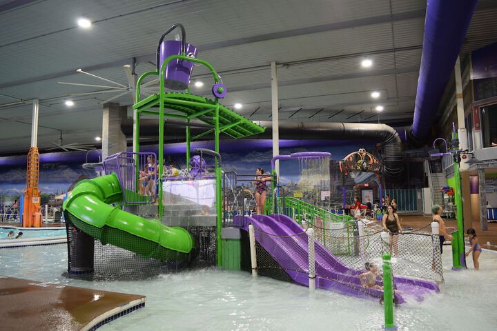 Metropolis Resort