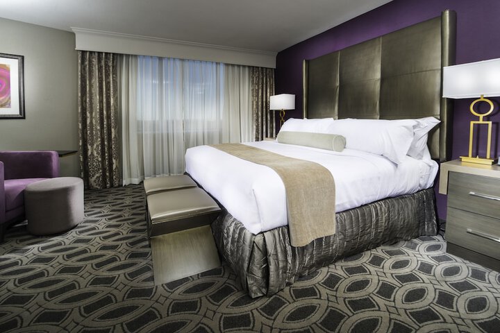 Room 27 of 80