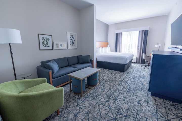 Country Inn & Suites by Radisson St. Petersburg - Clearwater, FL