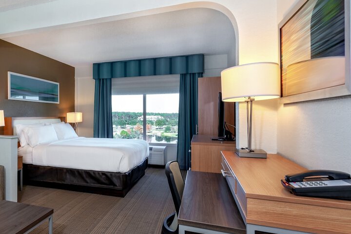 Room 56 of 138