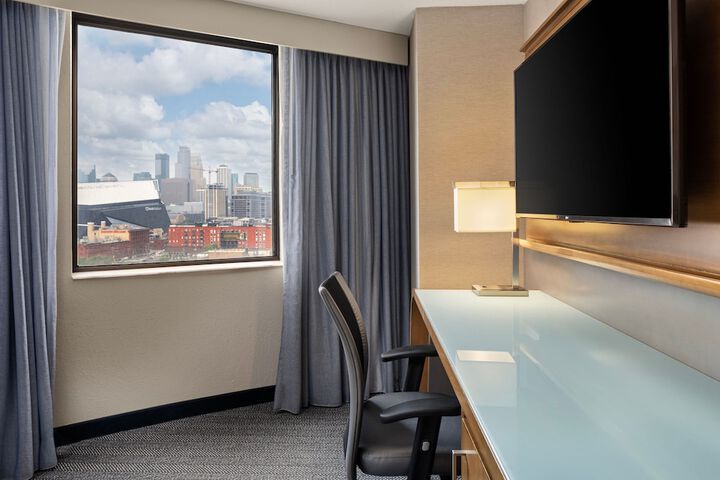 Room 34 of 79