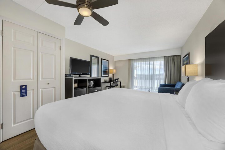 Best Western Pier Point Inn