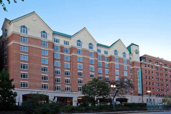 Hotel 5 of 53