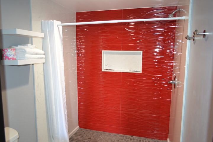 Room 12 of 20