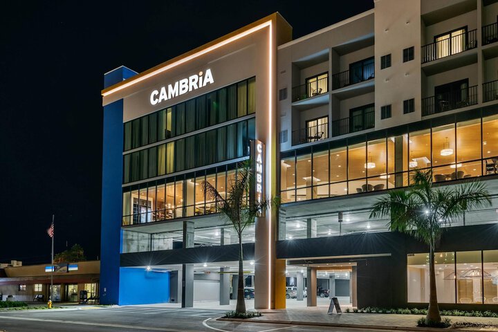 Cambria Hotel St. Petersburg-Madeira Beach Marina