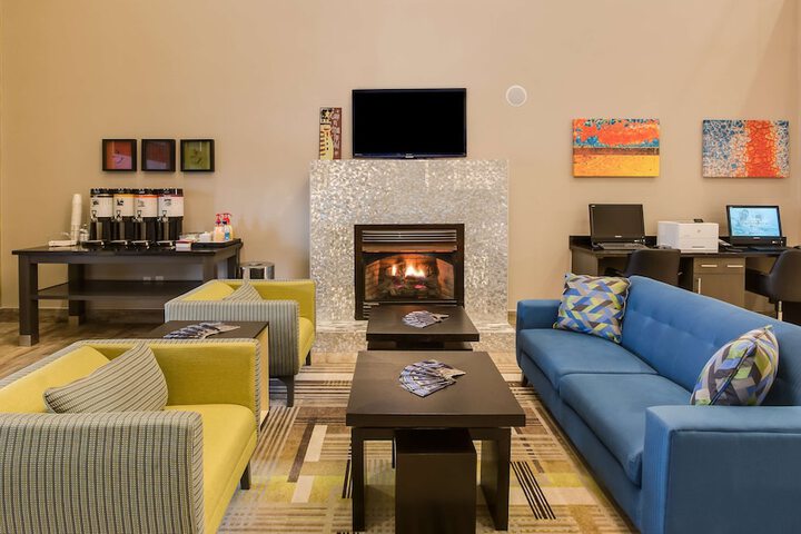 Hotel Interior 10 of 51
