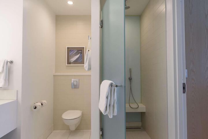 Room 63 of 120