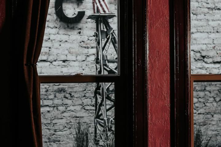 Room 28 of 92