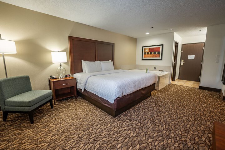 Room 34 of 46