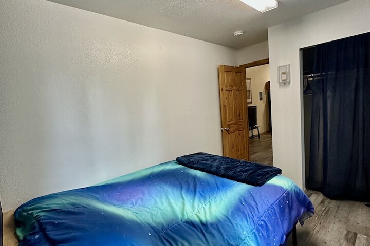 Room 12 of 34