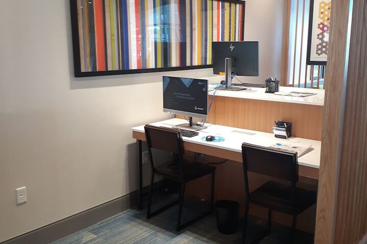 Business Center 48 of 48