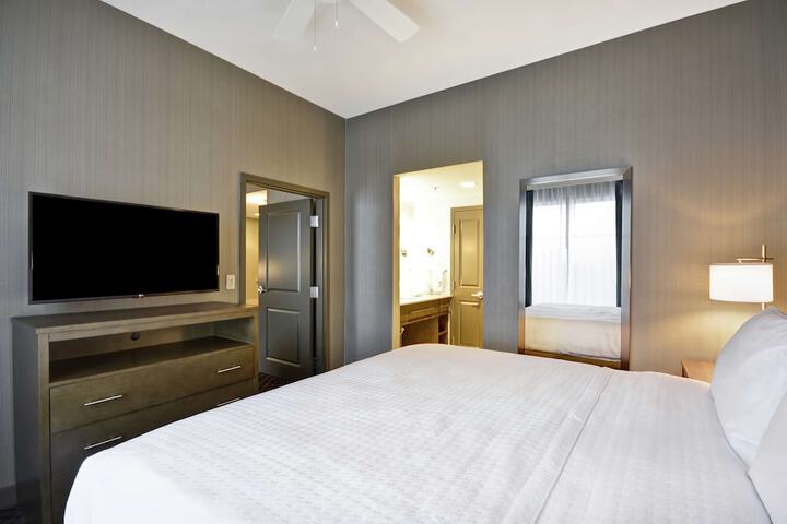 Homewood Suites by Hilton Detroit