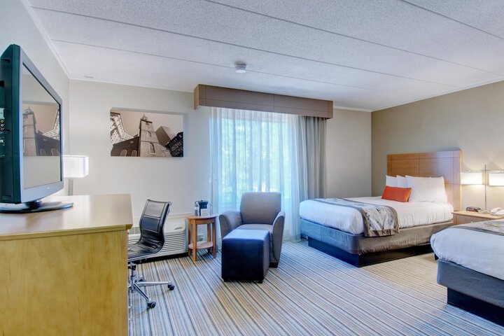 Room 28 of 41