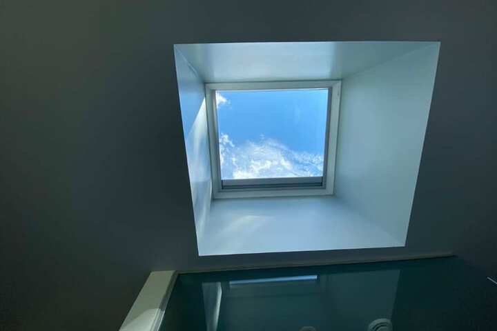Room 65 of 325