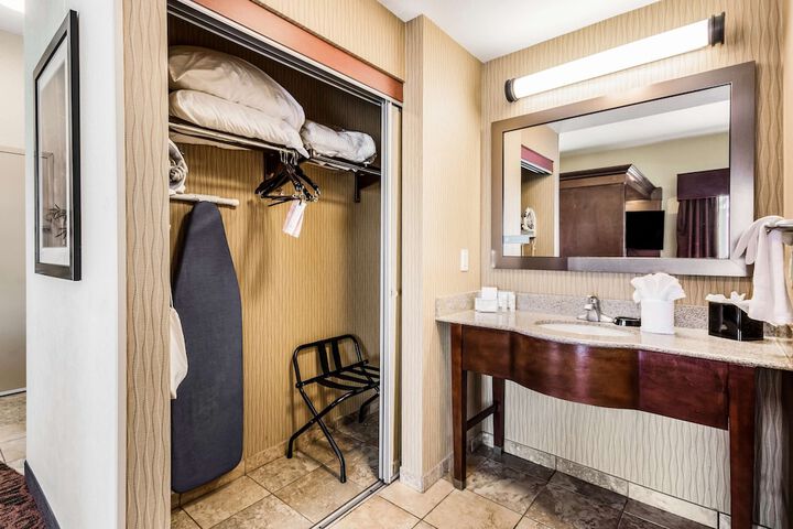 Room 39 of 52
