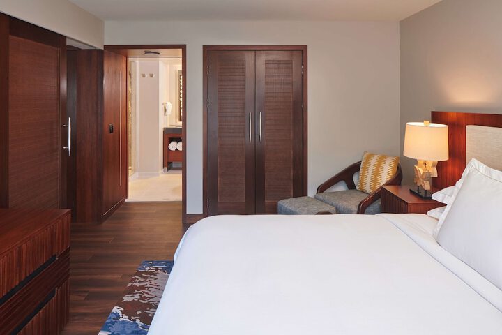 Room 17 of 45