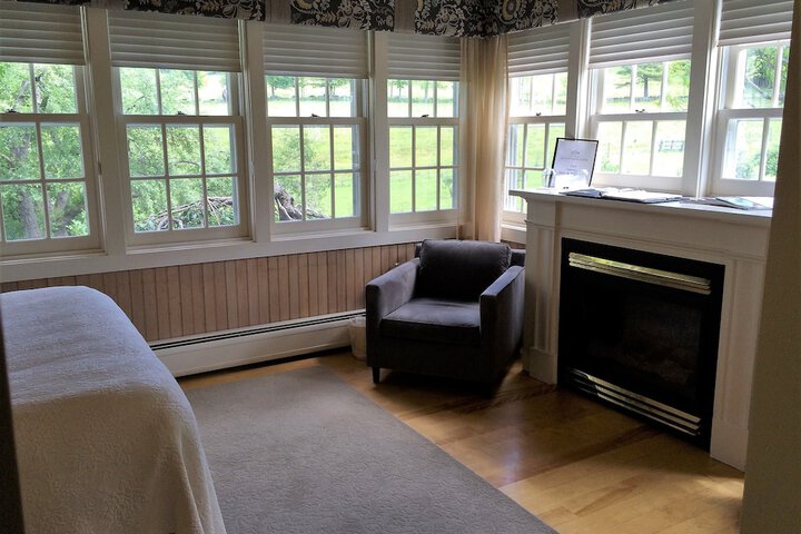 Room 46 of 61