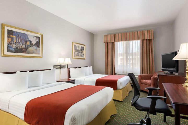 Room 17 of 34